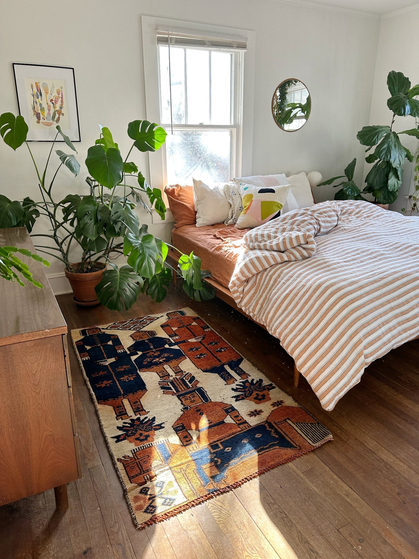Vintage Persian Rug Binia styled in a Bedroom
