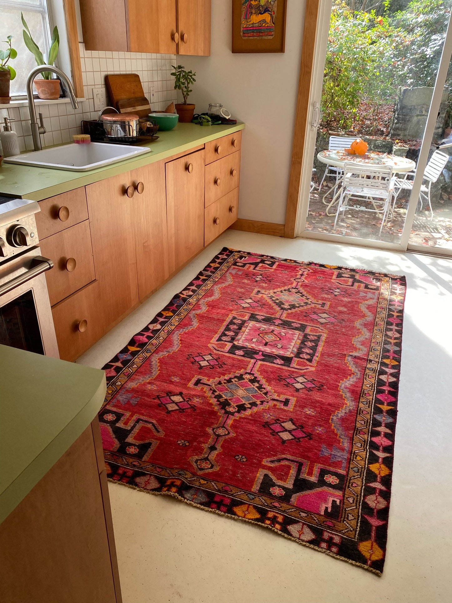 Pomegranate Persian Rug | Lost Hunt Vintage