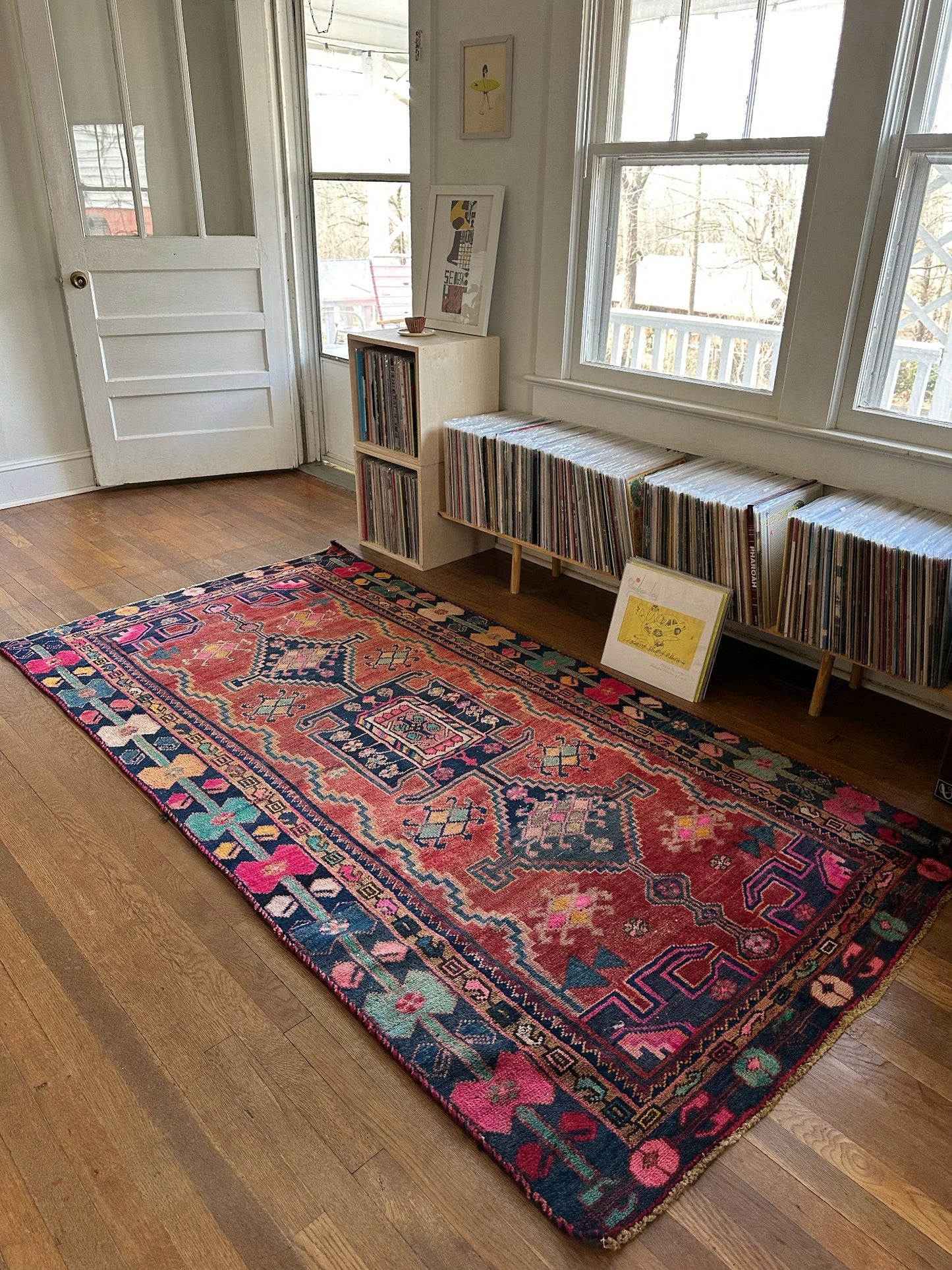 Enhance a Living Room with Tonia Persian Rug