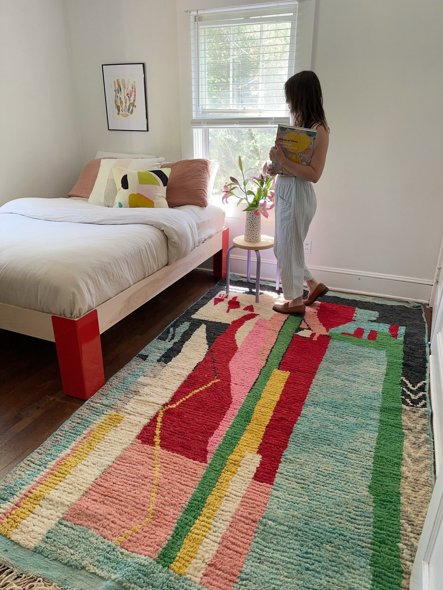 Style Handmade Moroccan Rug in a Bedroom