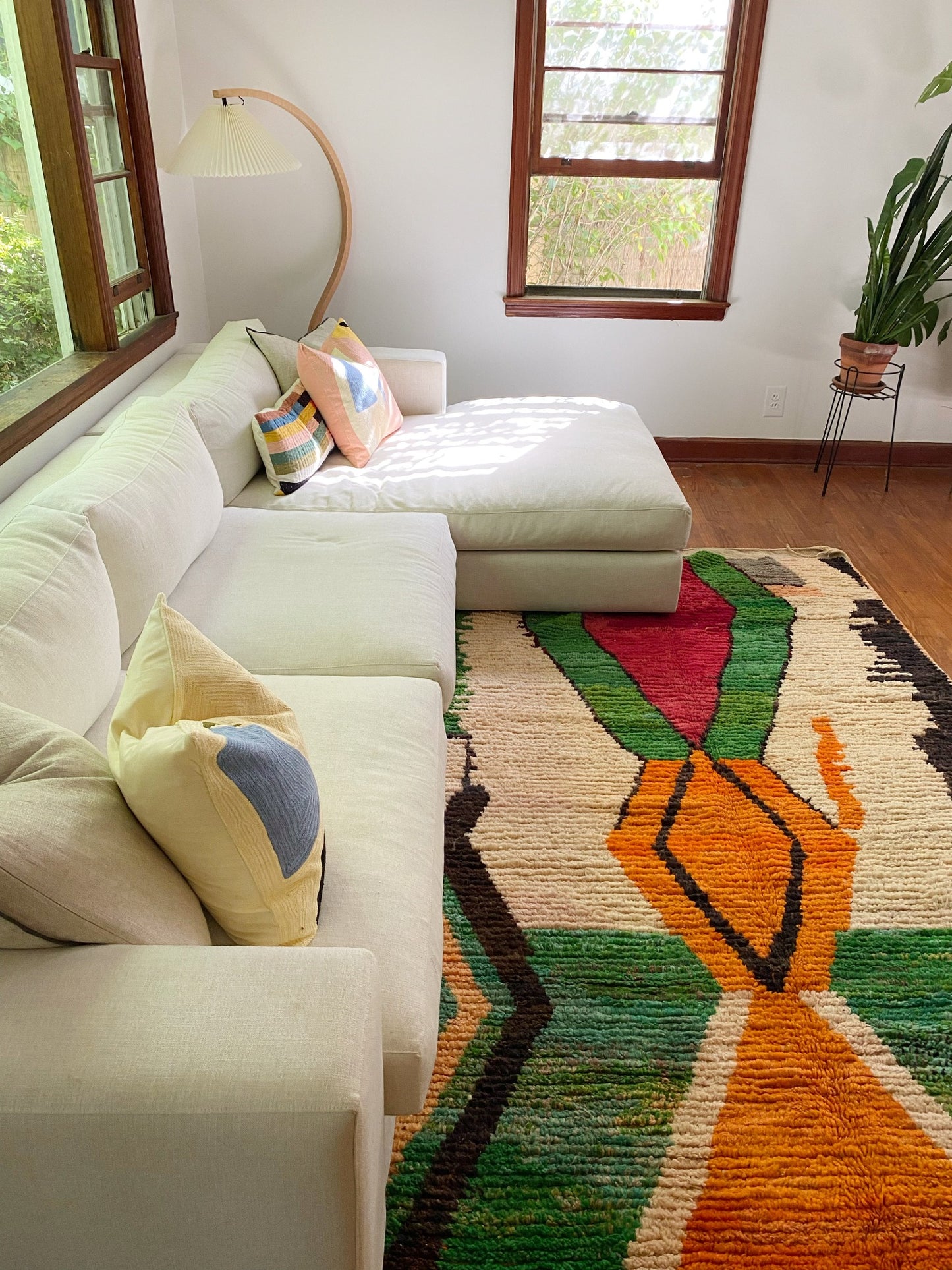 Style Sikora with a Sectional Couch