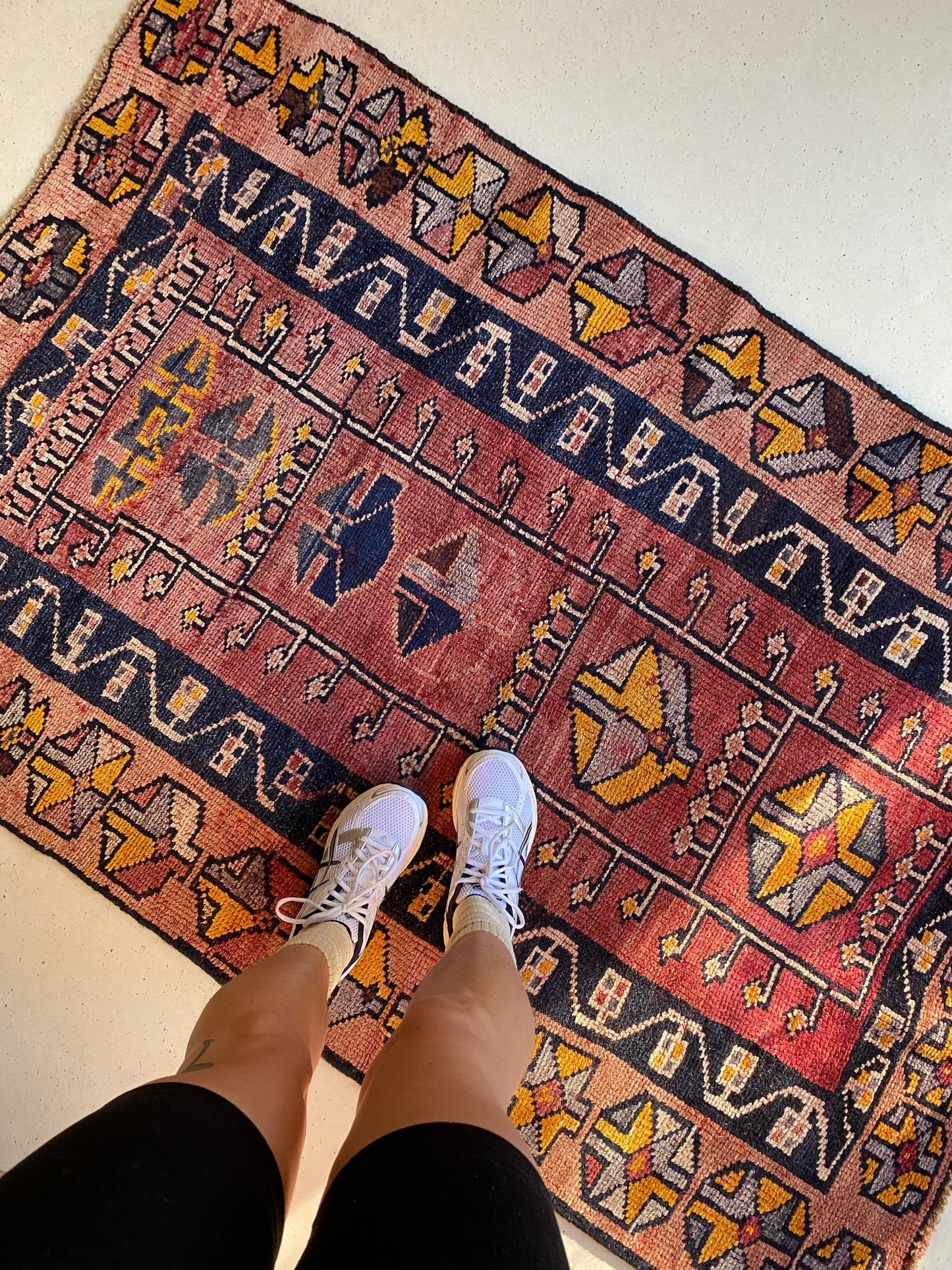 See Details and Motifs on Vintage Liana Persian Rug