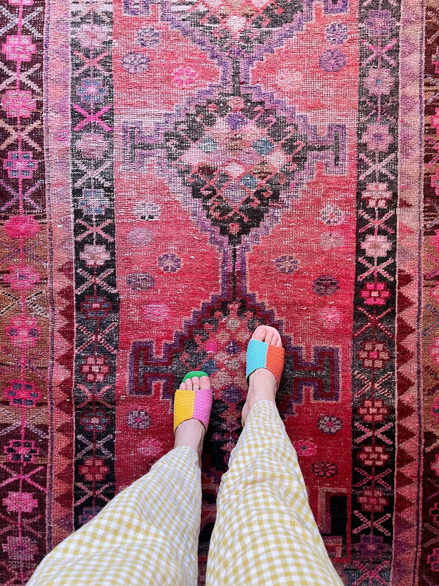 See Details and Motifs on Pearl Vintage Rug