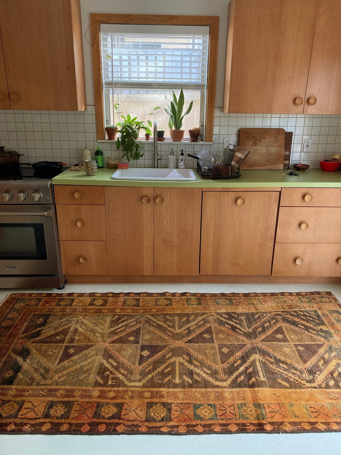 Style a Kitchen with a Warm Vintage Persian Area Rug