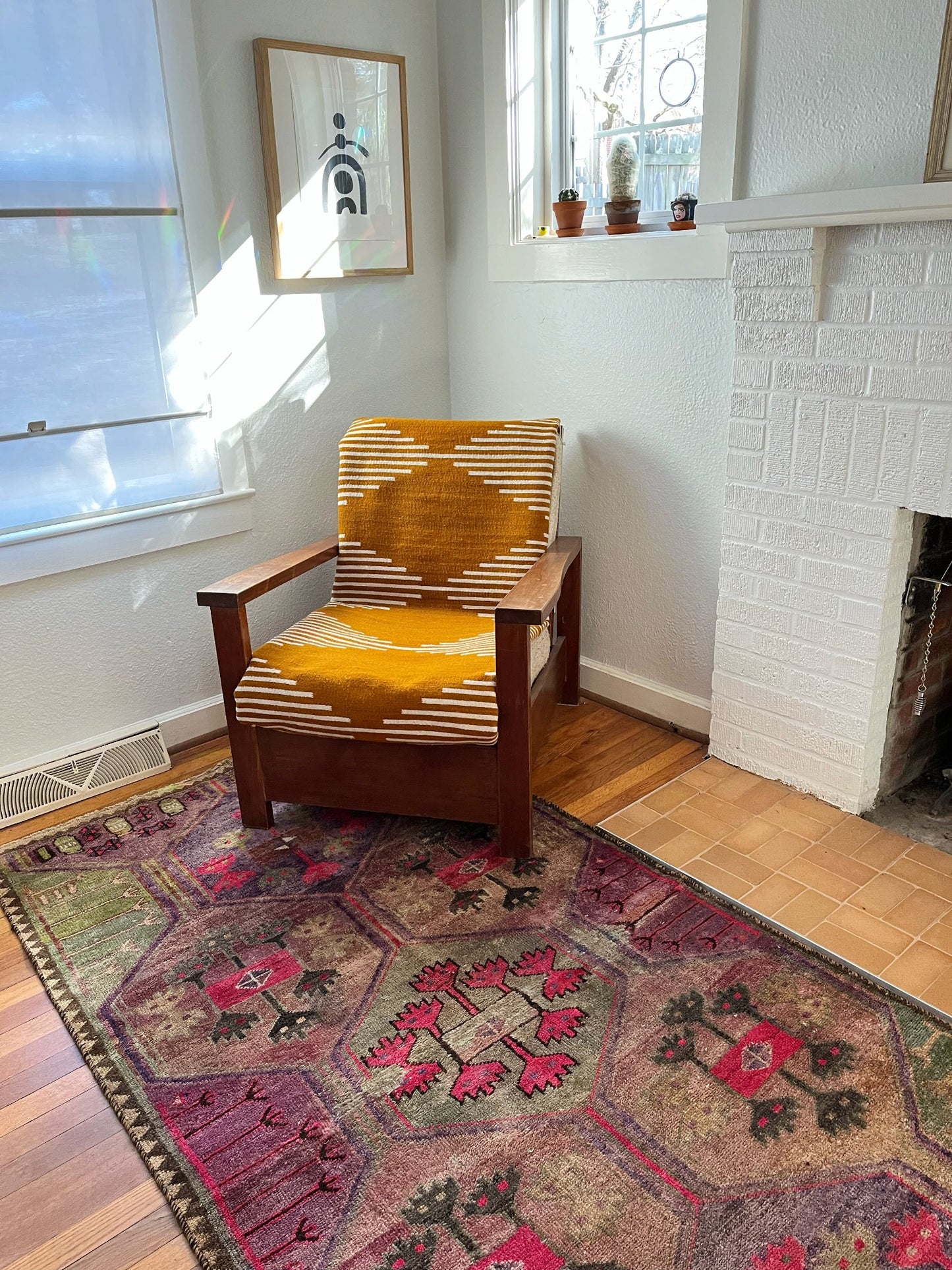 Create a Cozy Nook with Piero Persian Rug