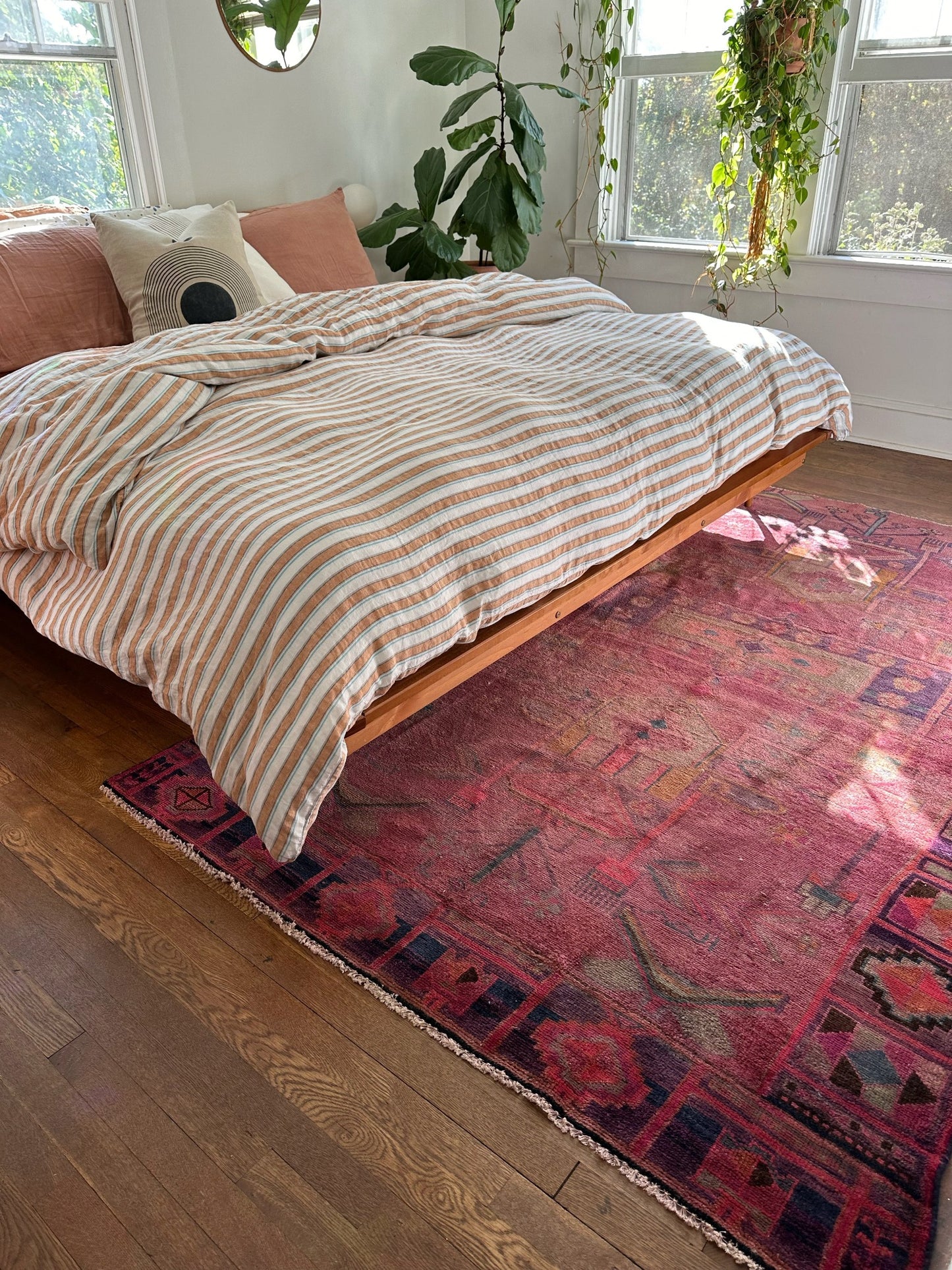 Style Pachira Persian Rug in a Bedroom