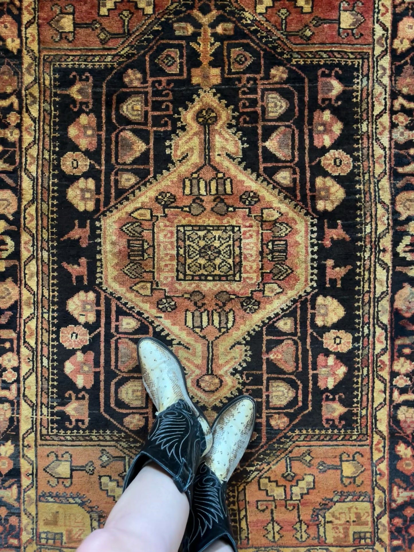 Holofernes Vintage Persian Rug