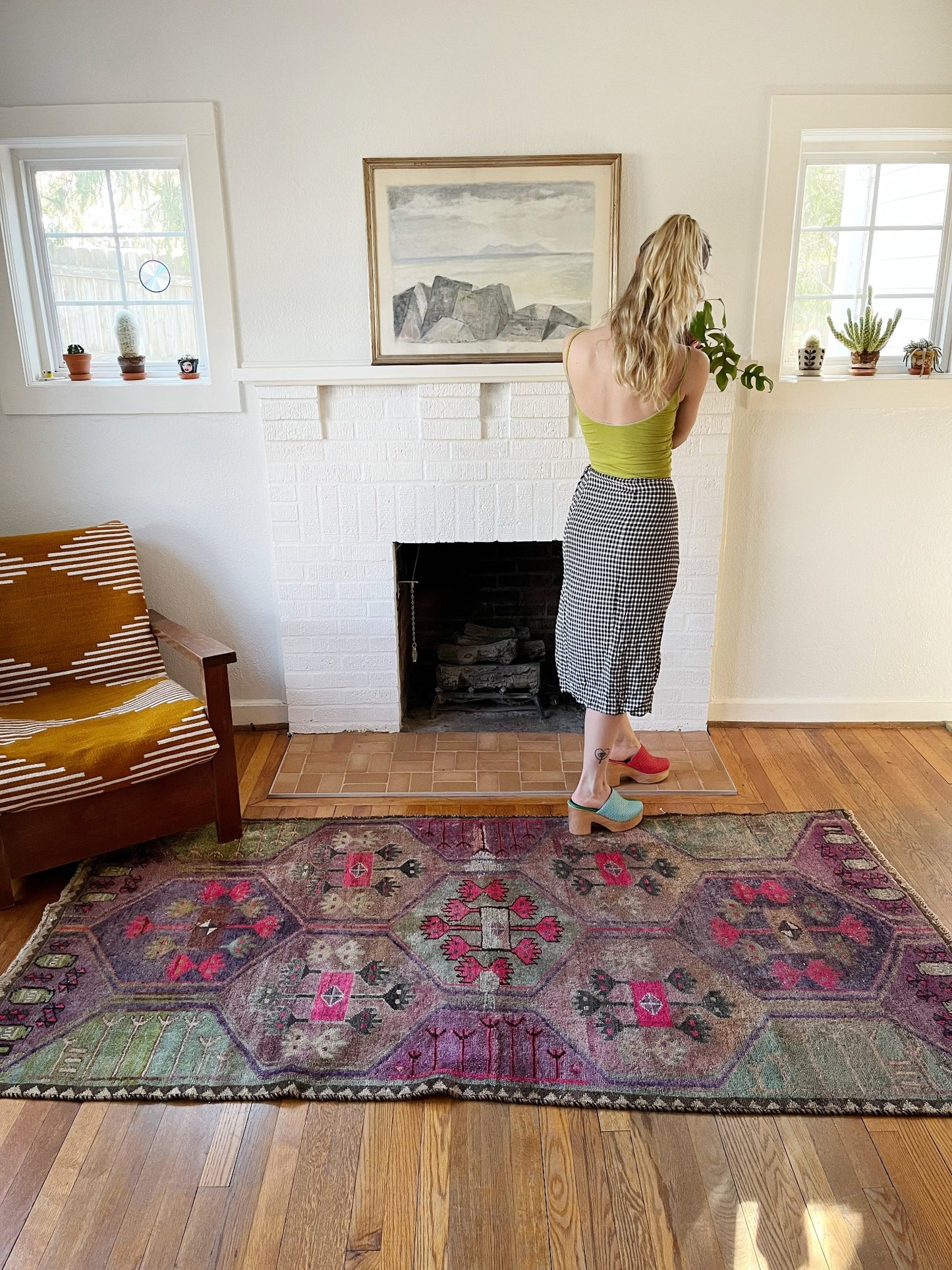 Enhance a Living Room With Piero Persian Rug