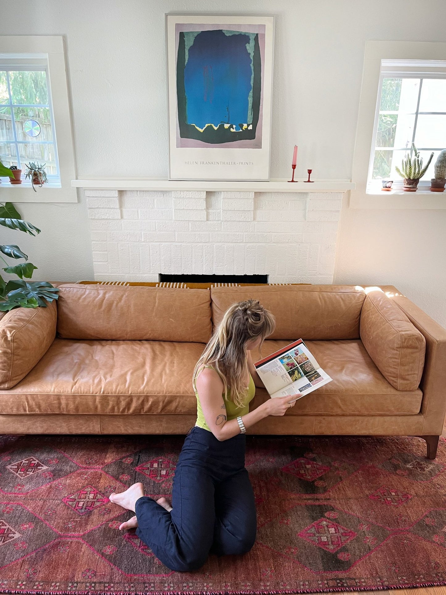 Enhance a Living Room Space with a Warm Vintage Persian Rug