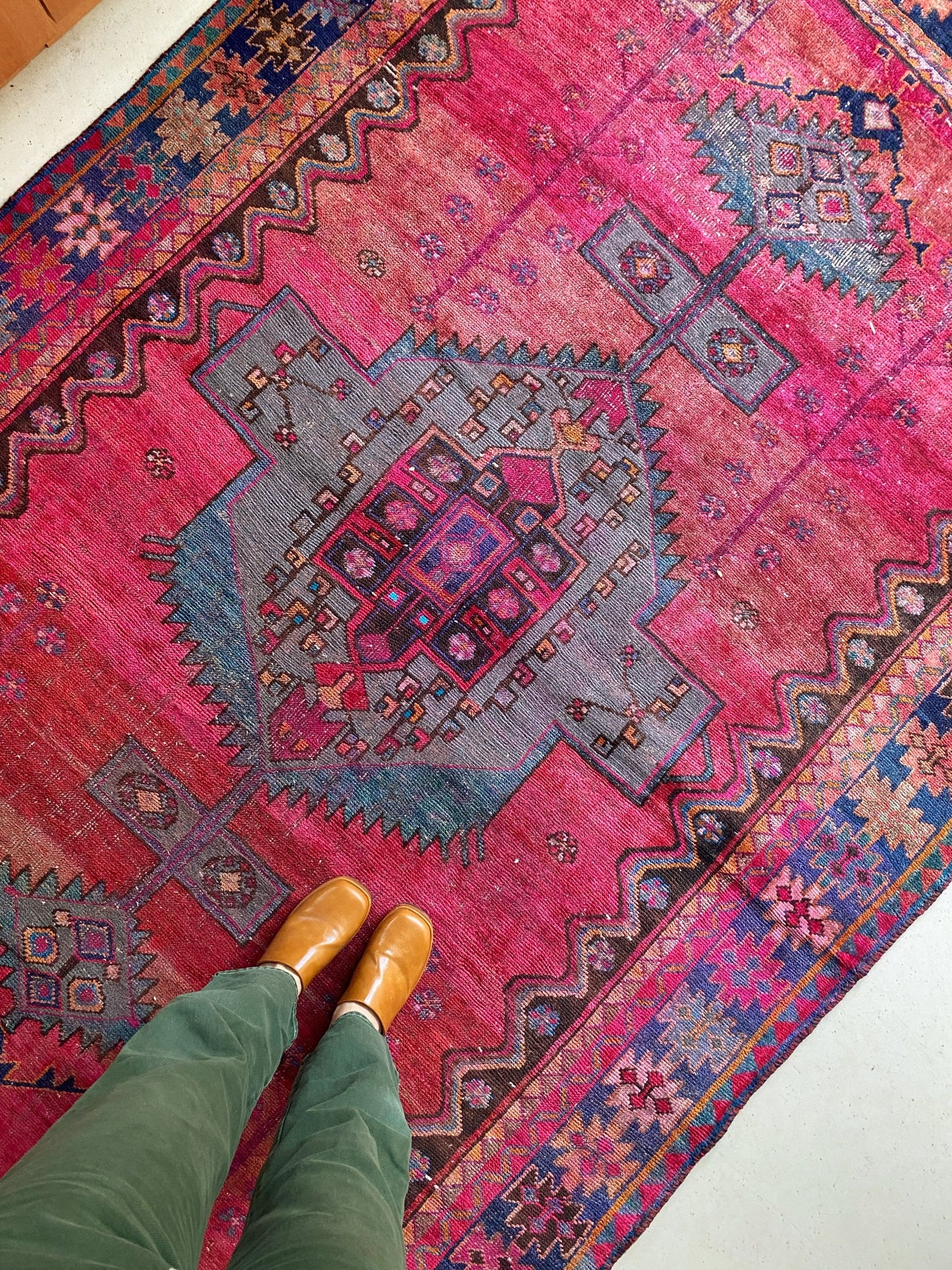 See Details of Pentas Persian Rug pink