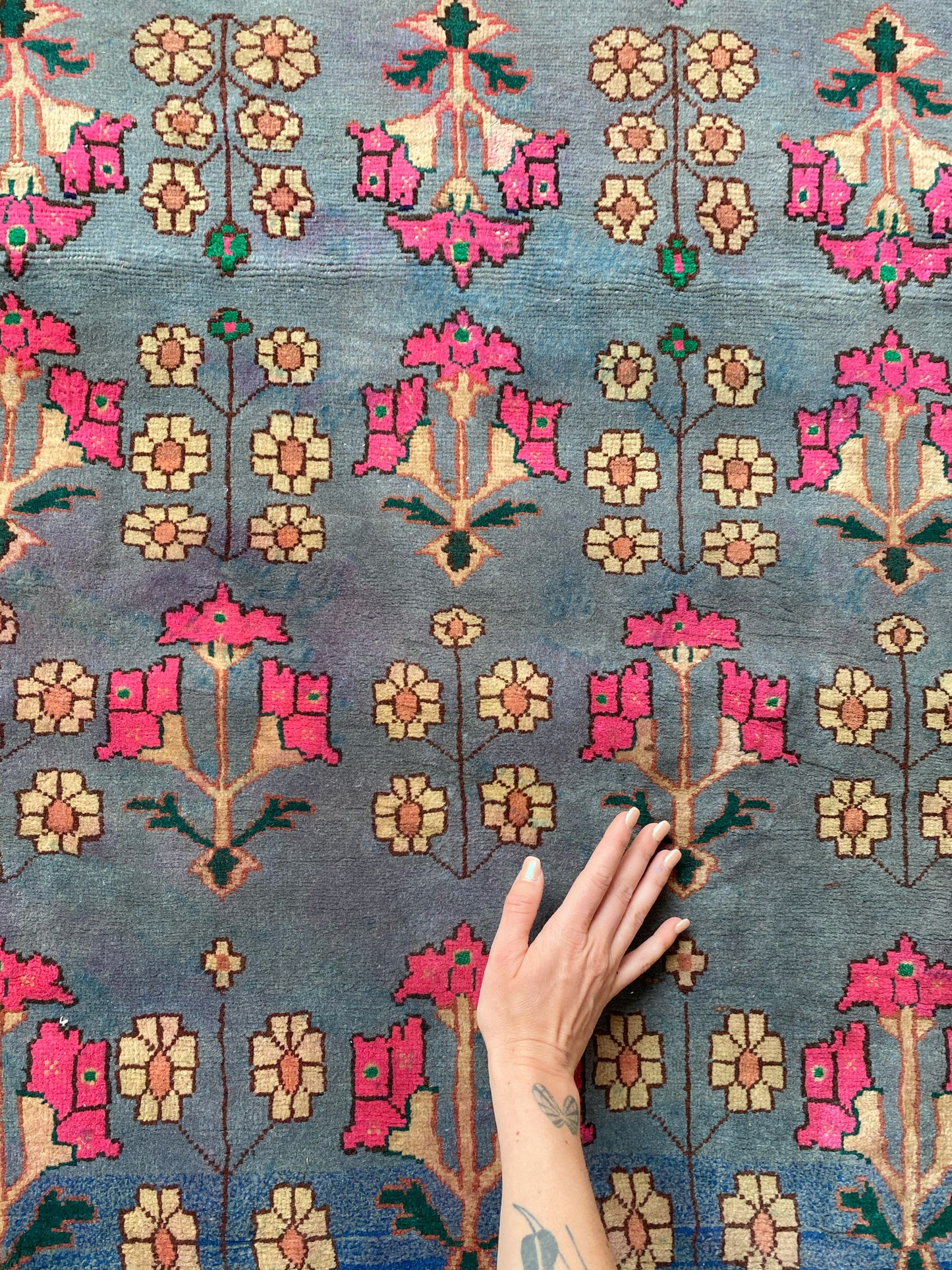 ✨RESERVED✨ Farro Vintage Persian Rug