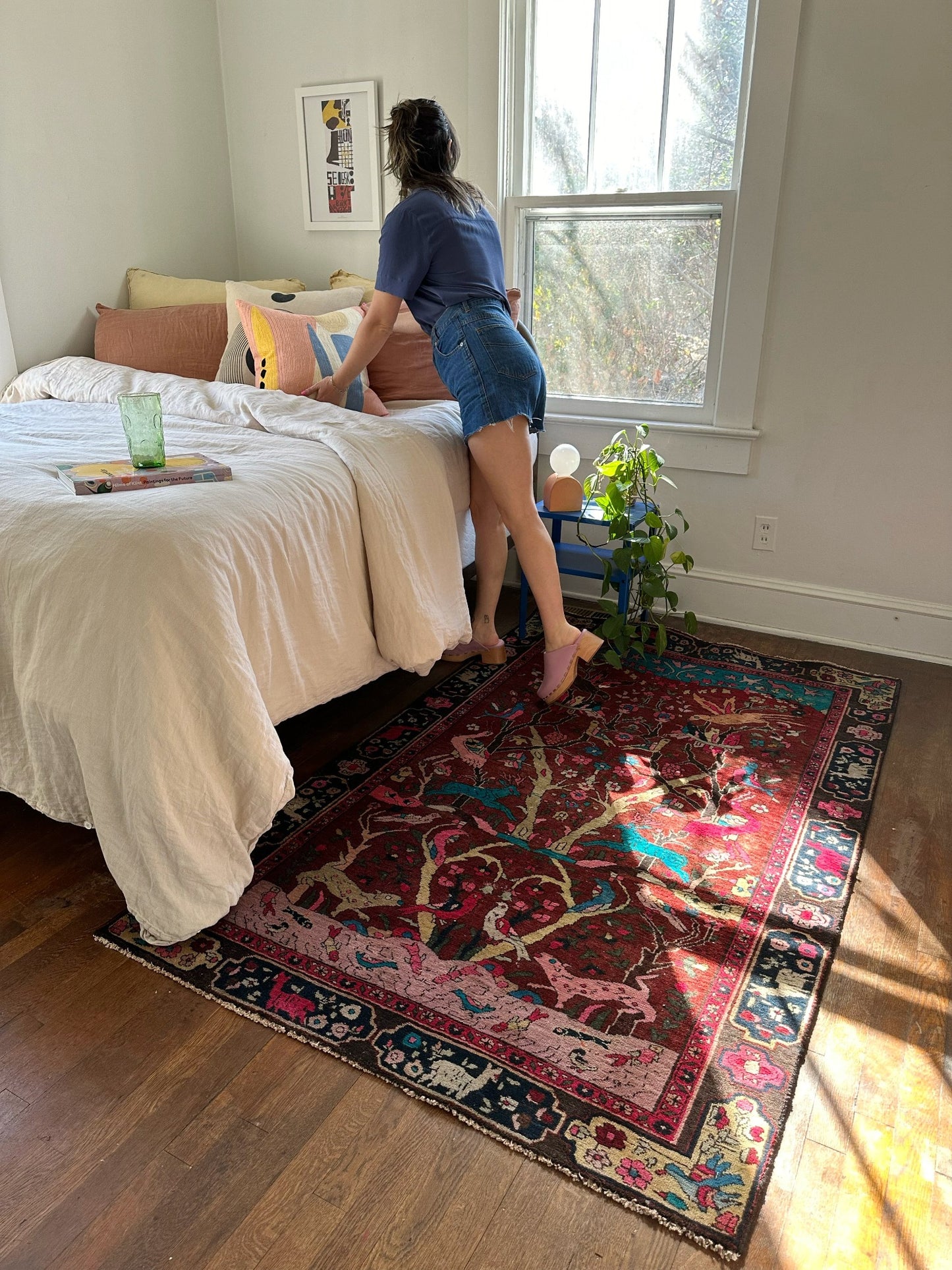 See Treves in a Bedroom