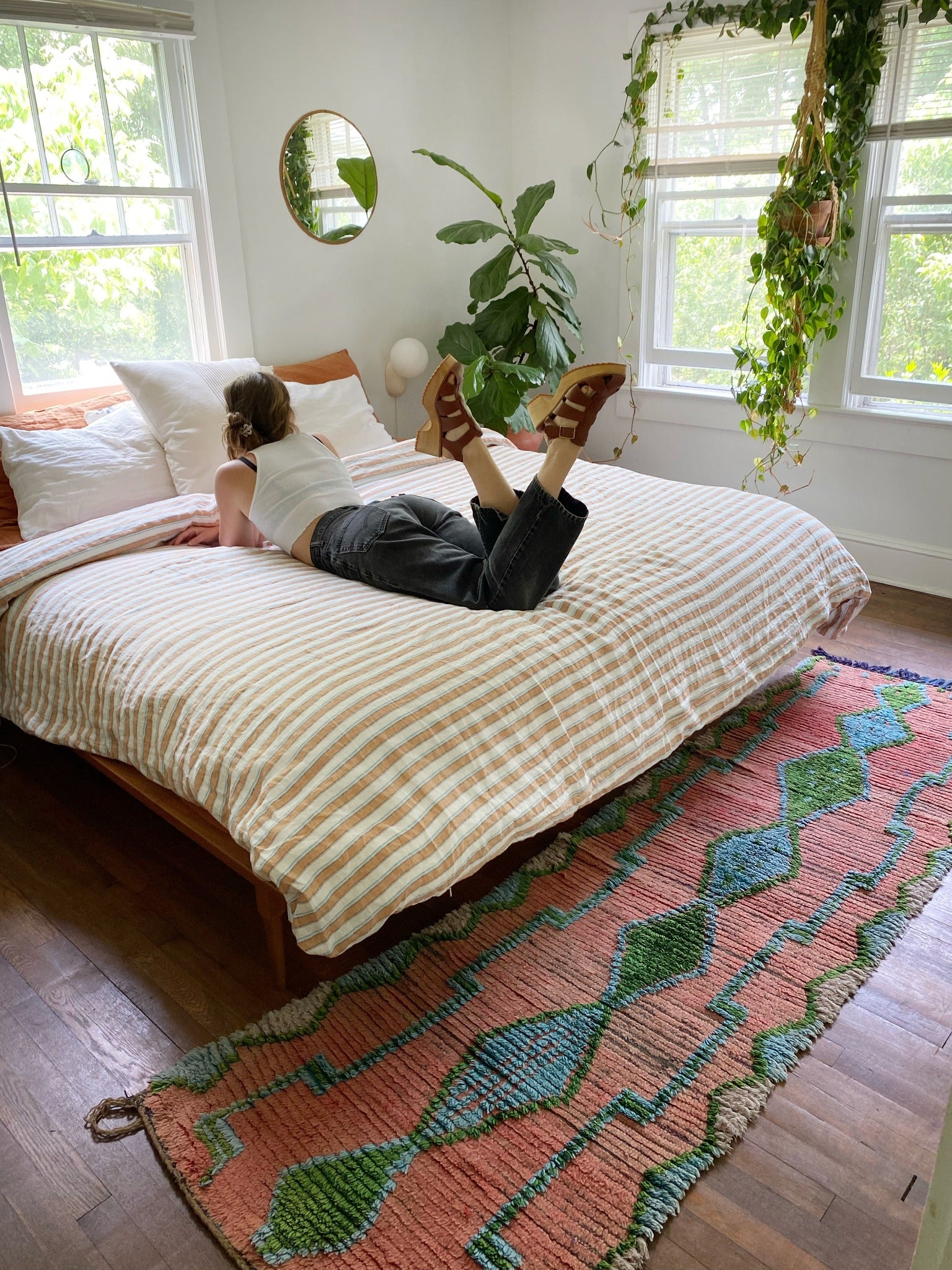 Pops of pink, green and turquoise make this runner unique.