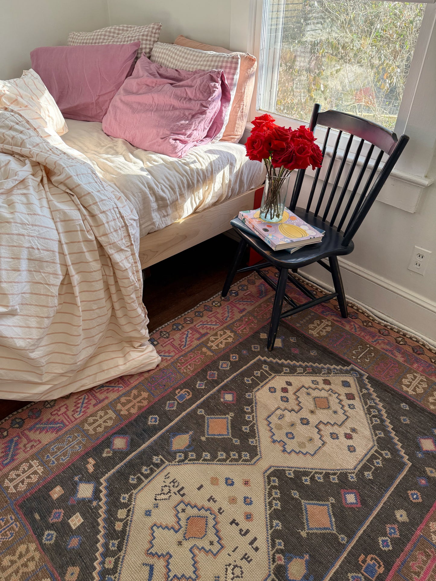 Ler Pink Vintage Persian Rug