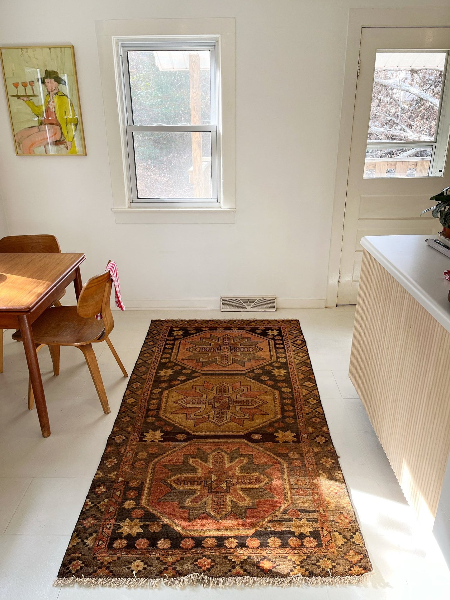 Enhance a Kitchen Space with a Warm Earthy Rug