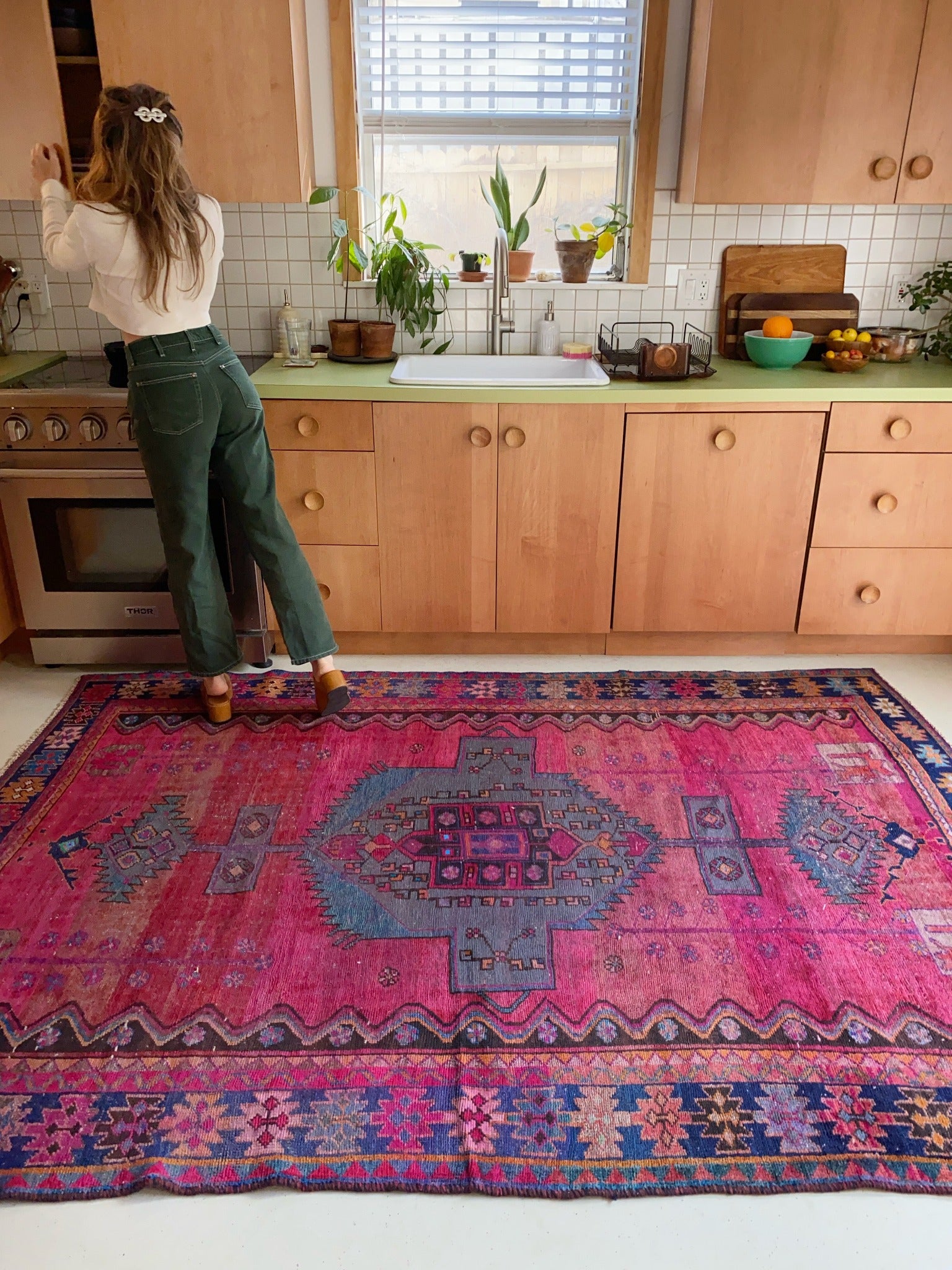 Style Pentas Persian Rug in the Kitchen