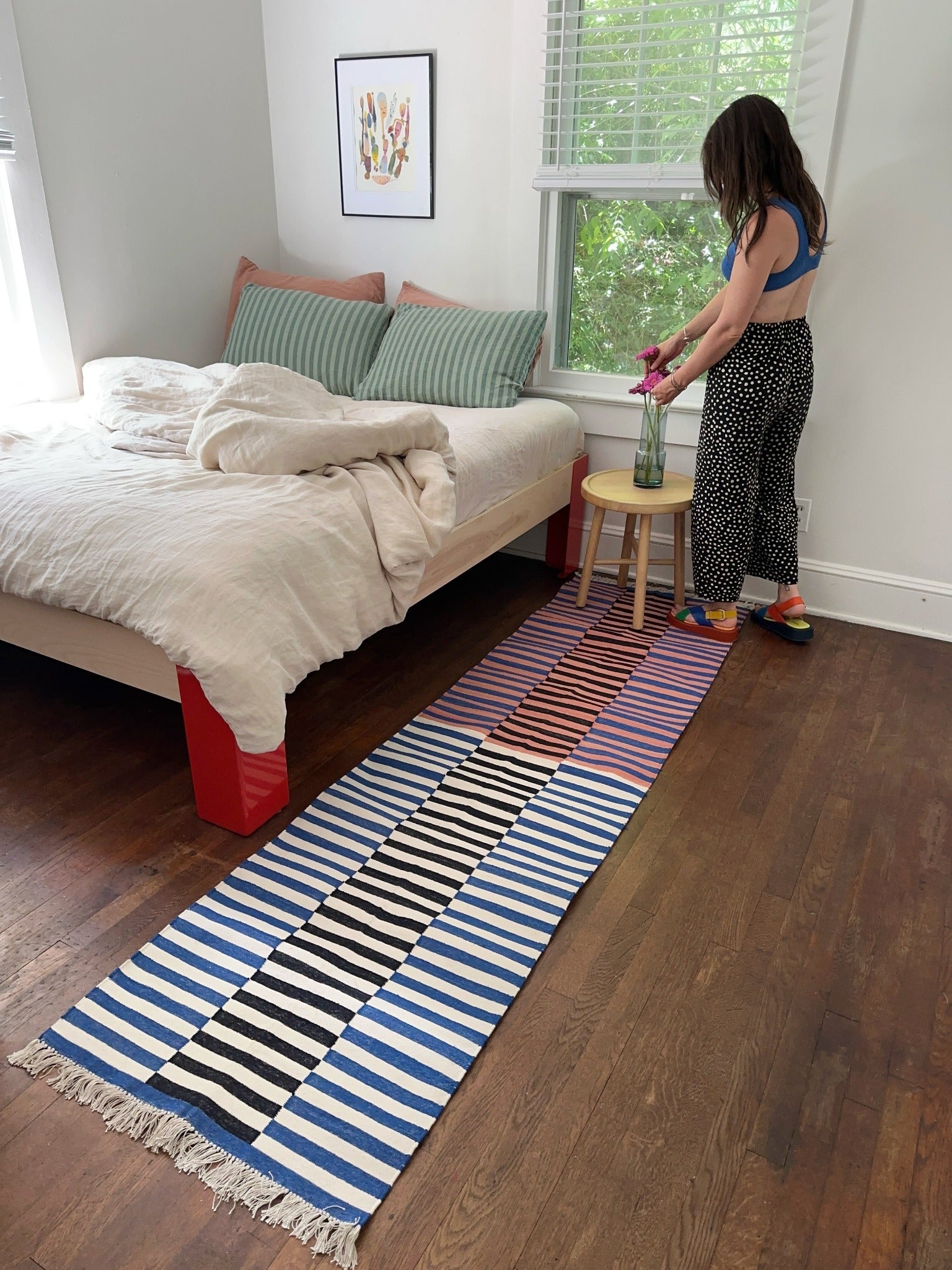 See Denver Runner Rug with a Queen Size Bed