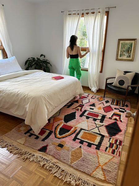 0705E02B-DB9C-404F-9AC6-