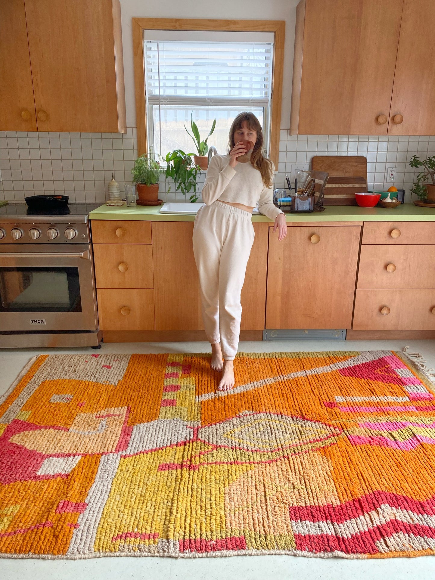 Colorful area rug Moroccan style in Kitchen