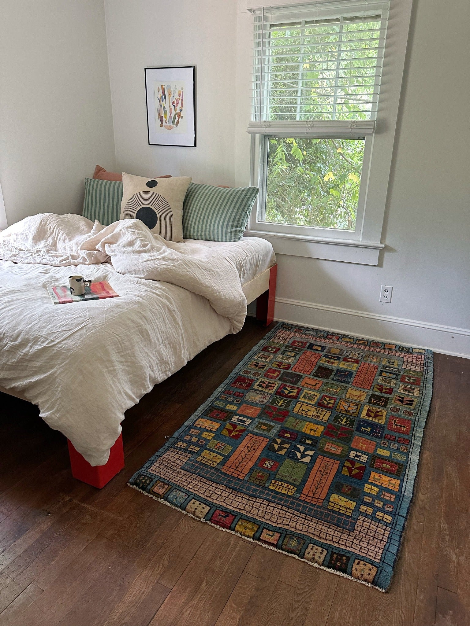 Style Shaw Vintage Persian Rug in a Bedroom