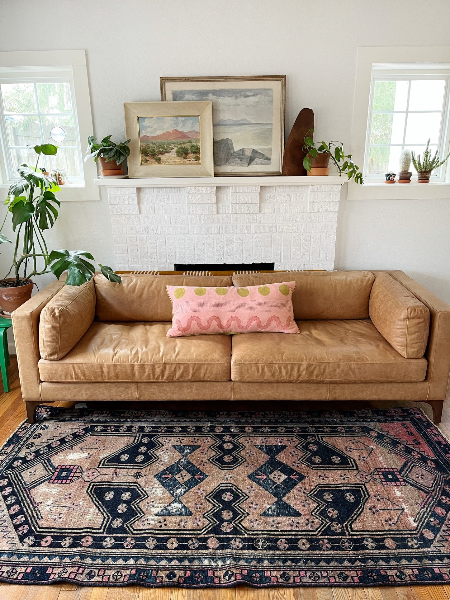Enhance a Living Room Space with Vintage Arbor Persian Rug