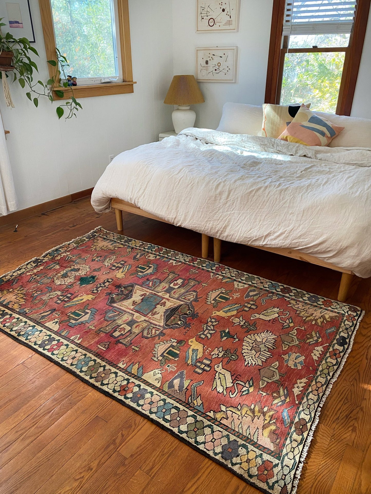 Style a Bedroom with a Vintage Figural Persian Rug