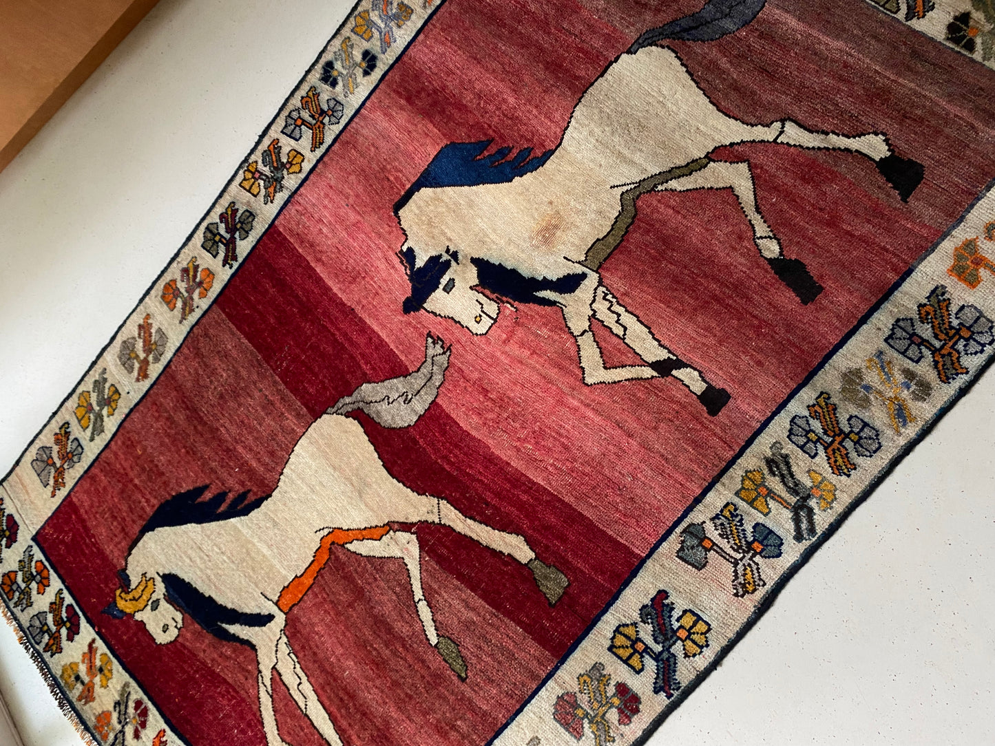 Stallions Vintage Persian Rig