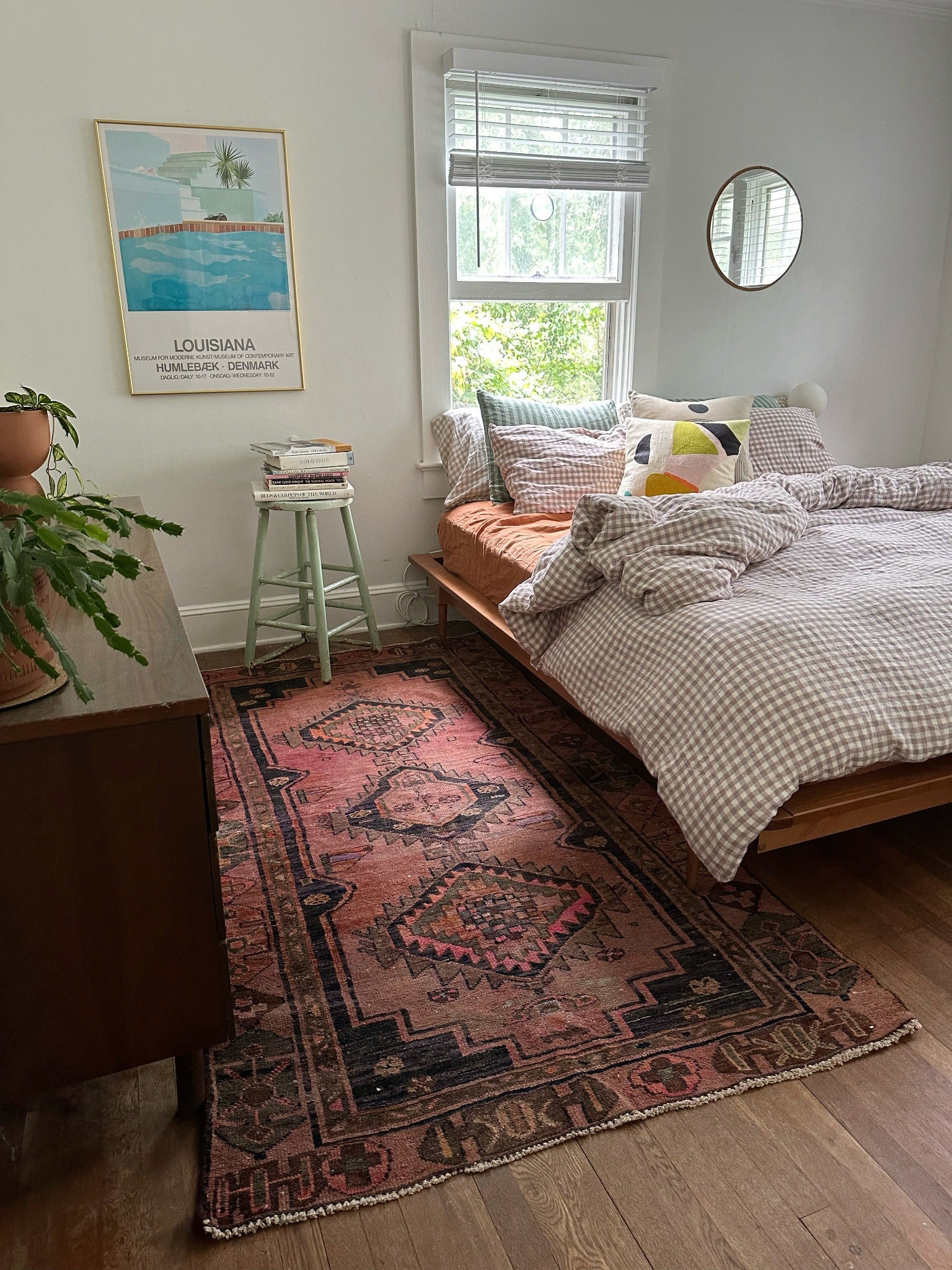 Style a Bedroom with Vintage Persian Rug