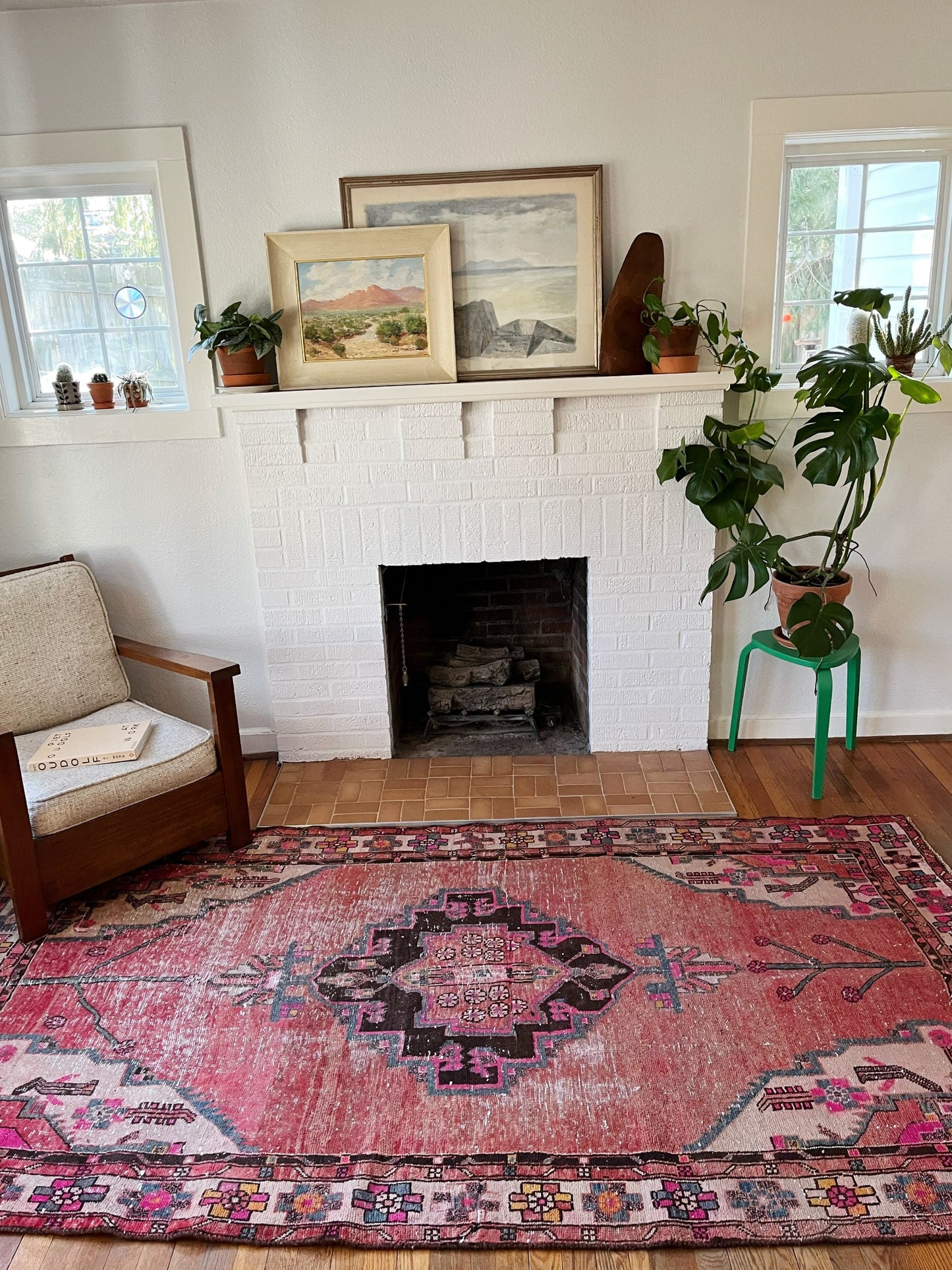 Enhance a Living Room Space with Solanum Persian Rug