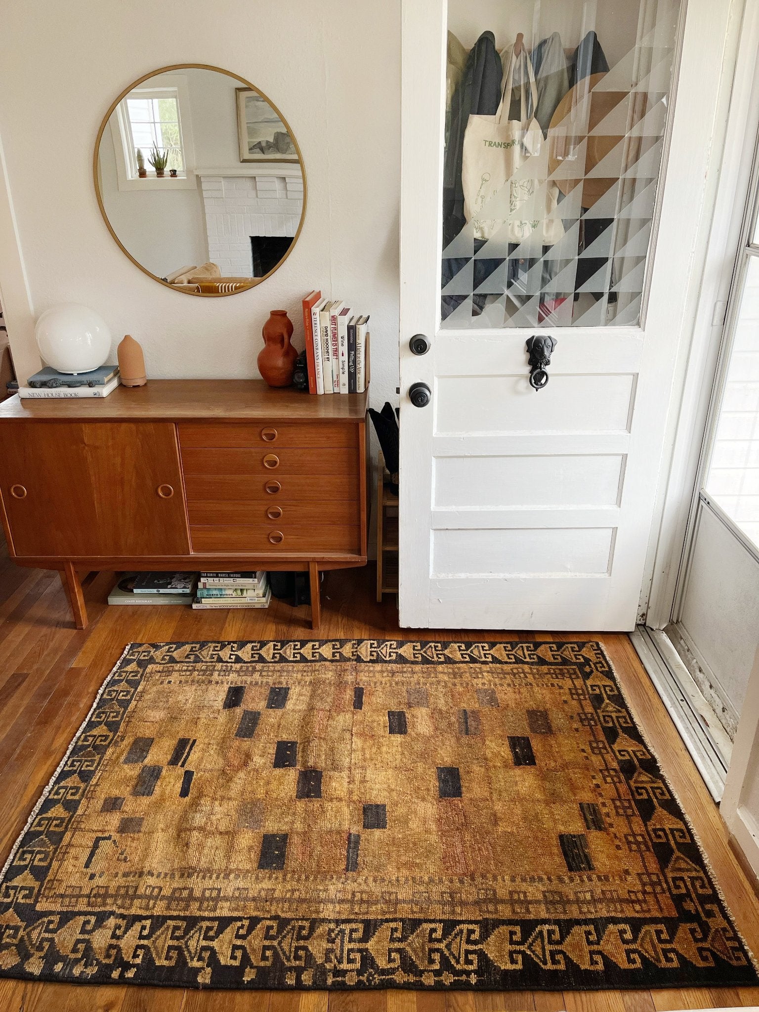 Style an Entryway with a Vintage Persian Area Rug