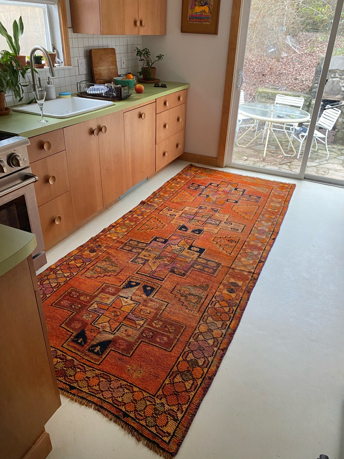 Shop vintage rugs with Lost Hunt Vintage