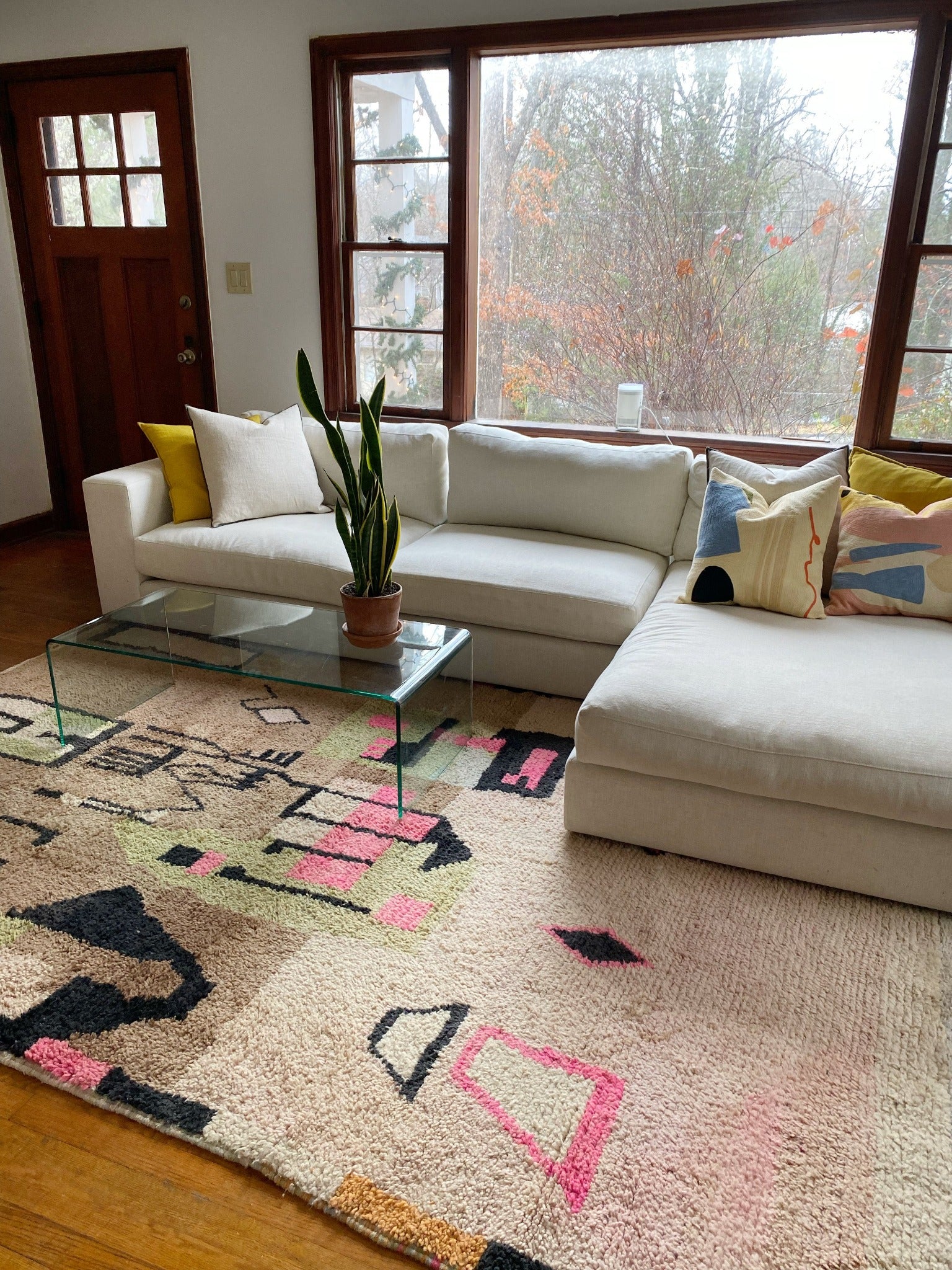 Enhance A Living Room with Serra Moroccan Rug