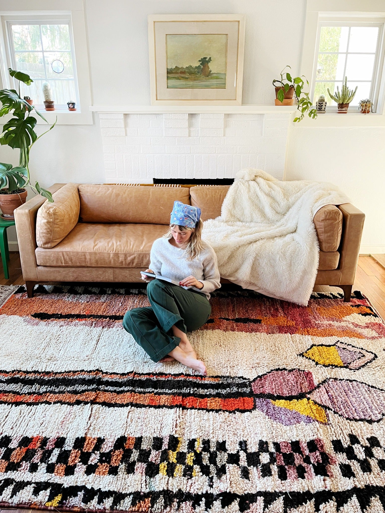 Style Barrow Moroccan Rug in a Living Room
