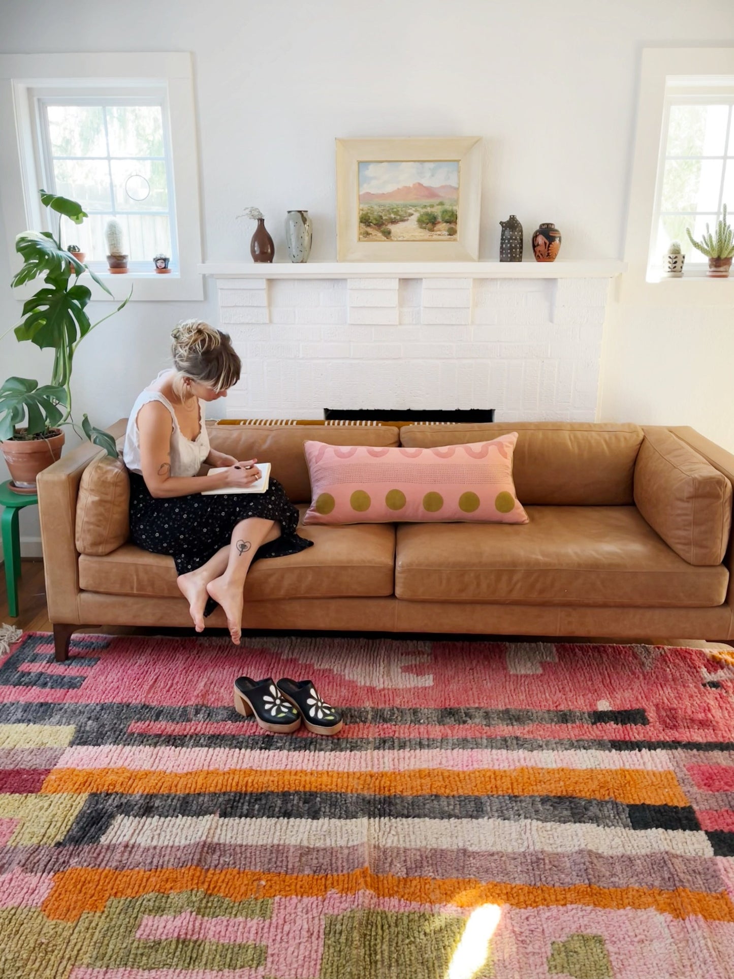Style Cocos Moroccan Rug in a Living Room
