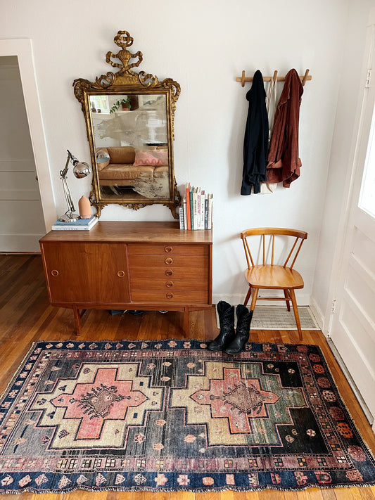 Style Juniper Persian Rug in an Entryway