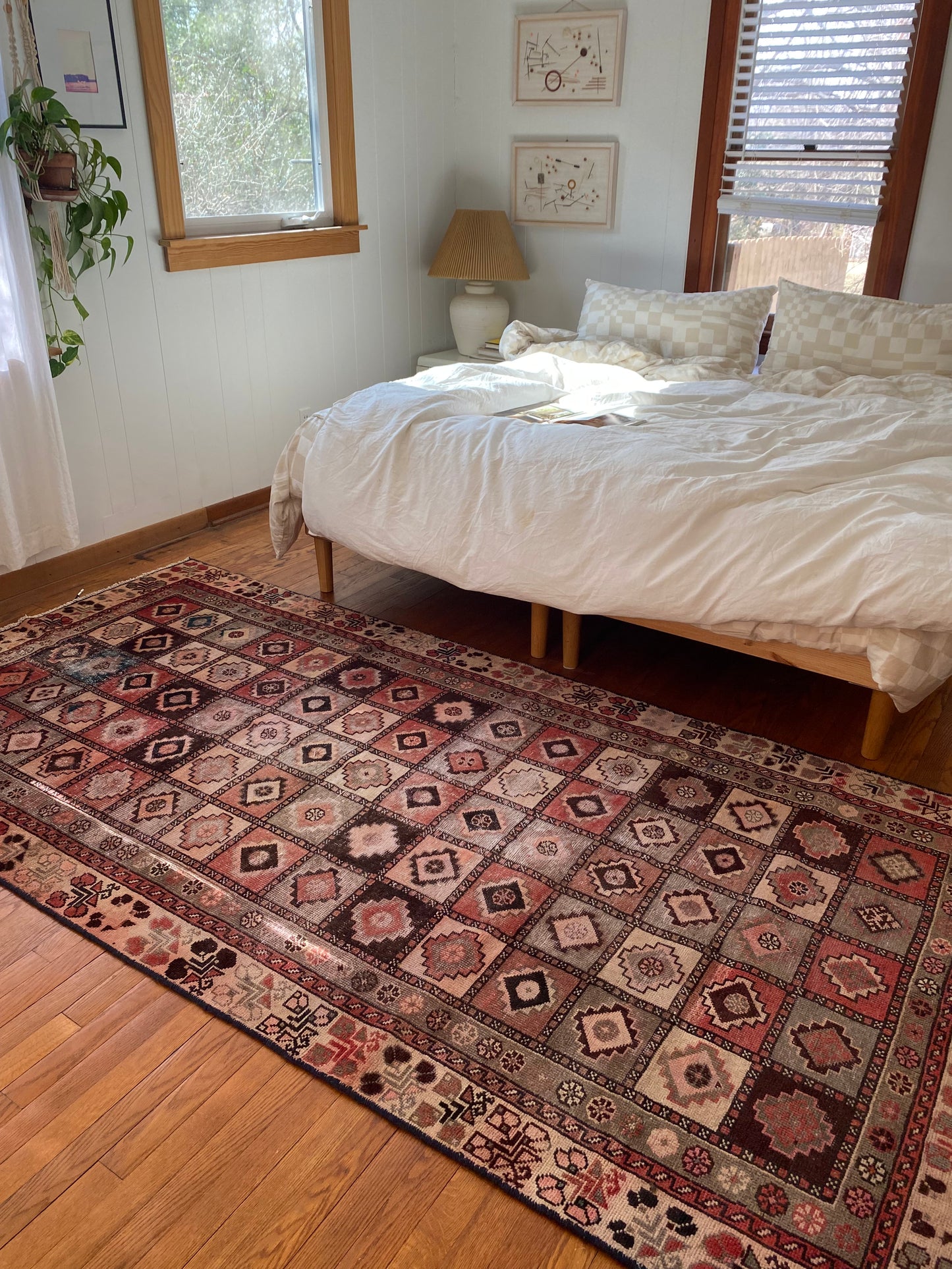 Turkish Hunting Rug Eleni Vintage Turkish Rug | Lost Hunt Vintage