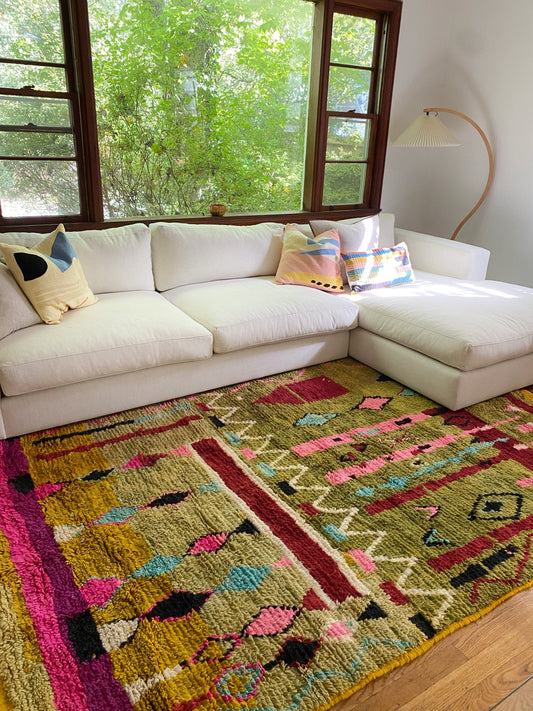 Style Lychee Moroccan Rug in a Living Room