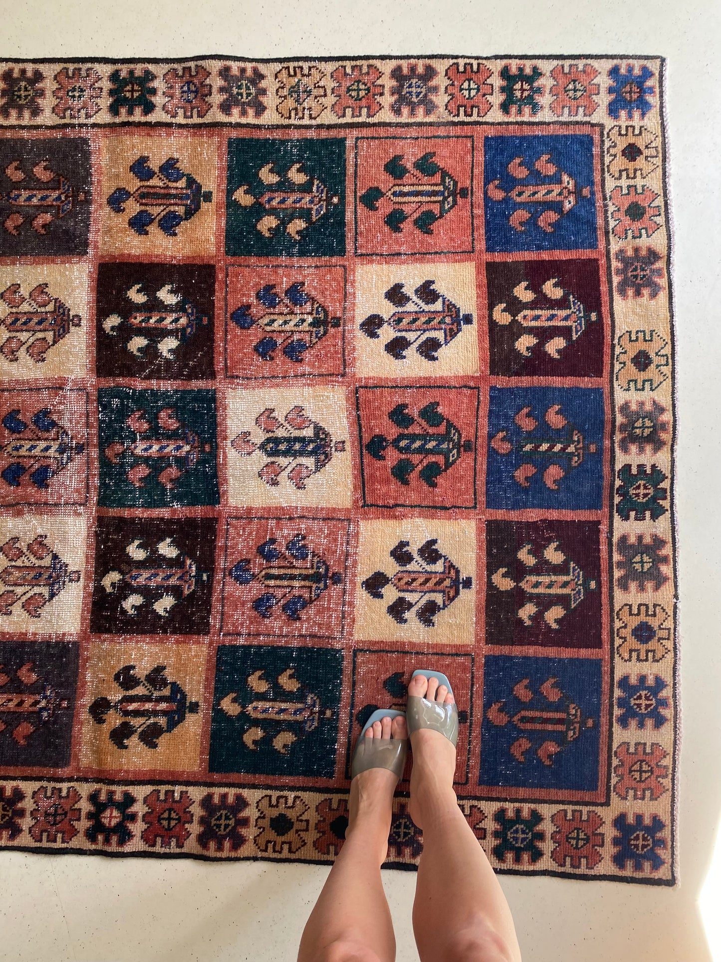 Fetes Vintage Persian Rug