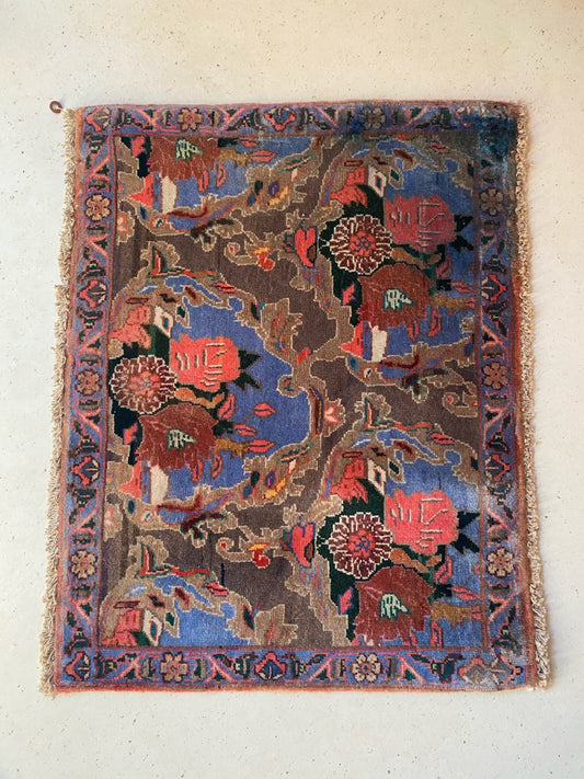Vintage Persian Rugs | Persian Area & Runner Rugs | Lost Hunt Vintage