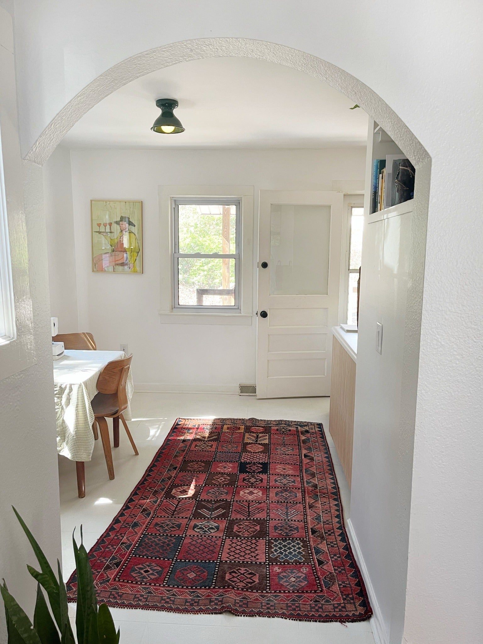 Style Diavola Vintage Persian Rug in a Kitchen