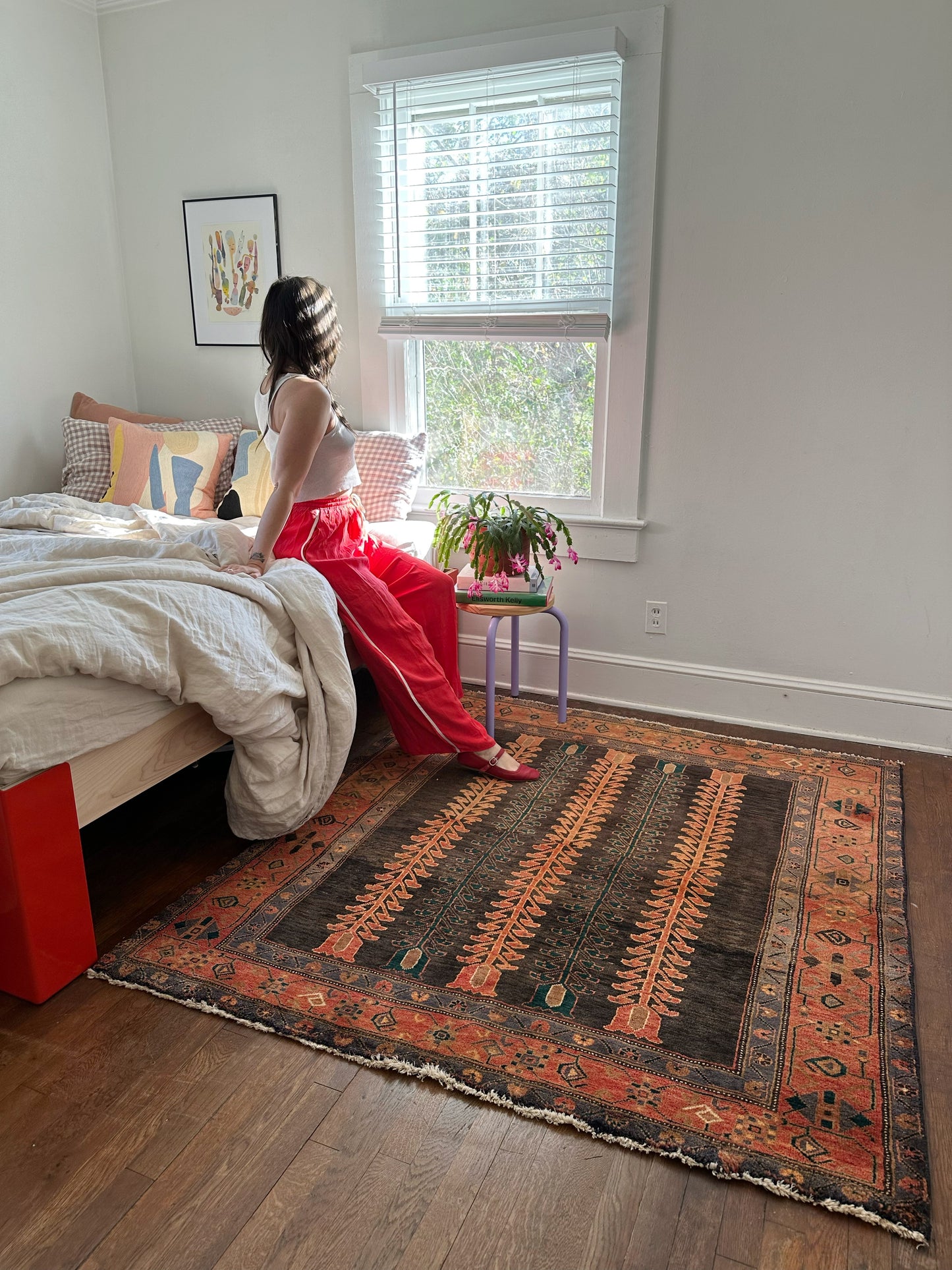 Style a Modern Bedroom with a Vintage Persian Rug