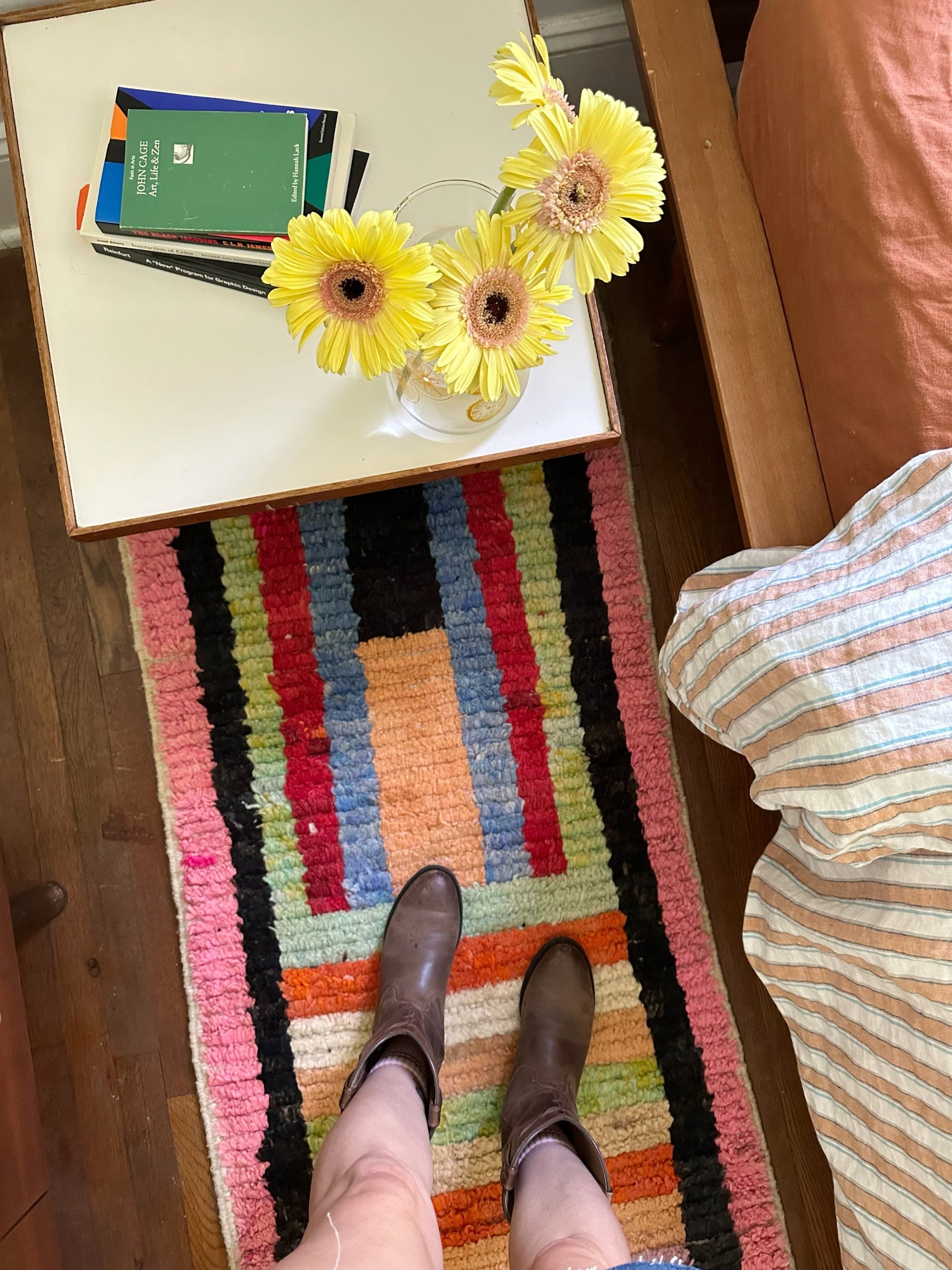 Cotta Moroccan Runner goes perfectly with yellow daisies